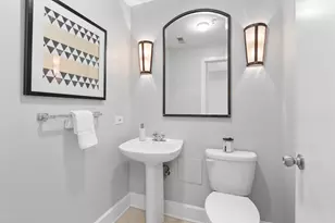 165 N Canal St, Chicago, IL 60606 - Photo 17