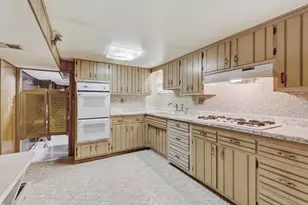 [Address not provided], Westchester, IL 60154 - Photo 25