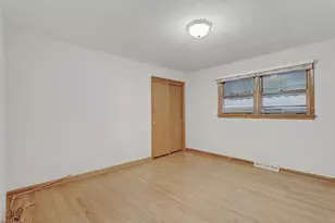 [Address not provided], Westchester, IL 60154 - Photo 11