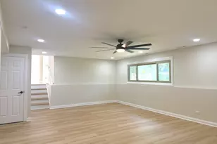 425 Carriage Hill Rd, Naperville, IL 60565 - Photo 27