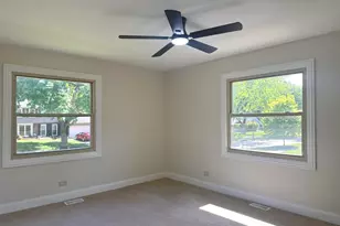 425 Carriage Hill Rd, Naperville, IL 60565 - Photo 19