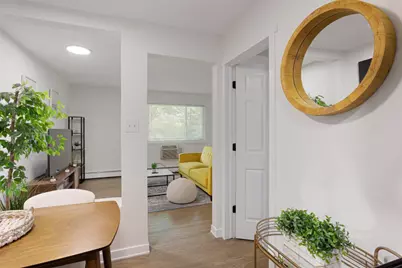 1404 W Estes Avenue, Chicago, IL 60626 - Photo 5