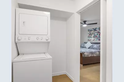 1404 W Estes Avenue, Chicago, IL 60626 - Photo 13
