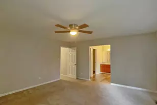 2001 Gray Hawk Dr, Plainfield, IL 60586 - Photo 19