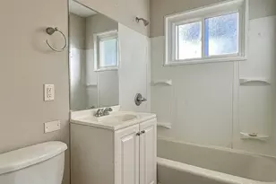 15326 Dorchester Ave, Dolton, IL 60419 - Photo 11