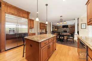 4443 Esquire Cir, Naperville, IL 60564 - Photo 23