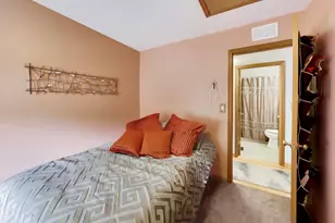 650 Nassau Dr, Roselle, IL 60172 - Photo 19