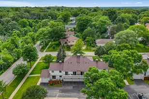 884 Bristol Dr, Barrington, IL 60010 - Photo 29