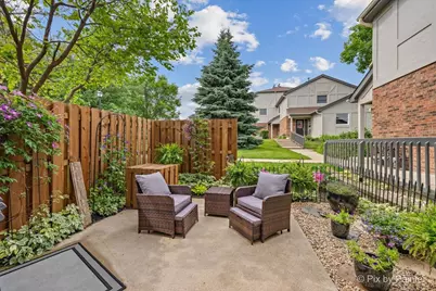 884 Bristol Drive #0, Barrington, IL 60010 - Photo 3