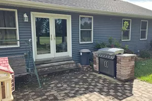 563 Pine Meadow Dr, Dixon, IL 61021 - Photo 5