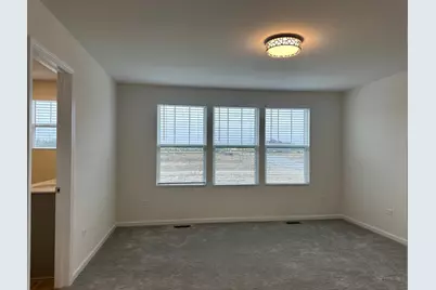 2204 Horseshoe Circle, Naperville, IL 60564 - Photo 9