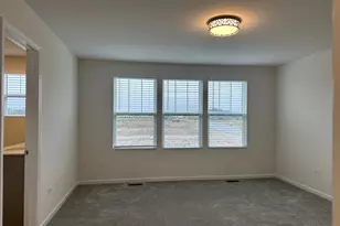 2204 Horseshoe Cir, Naperville, IL 60564 - Photo 9