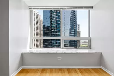 512 N McClurg Court #2402, Chicago, IL 60611 - Photo 7