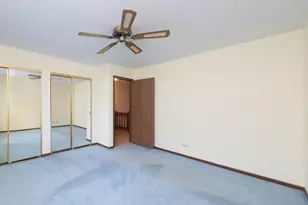 17505 W Woodland Dr, Grayslake, IL 60030 - Photo 15