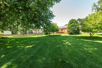 17505 W Woodland Drive, Grayslake, IL 60030 - Photo 37