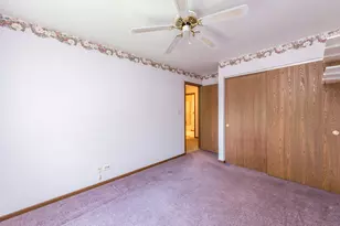 17505 W Woodland Dr, Grayslake, IL 60030 - Photo 19
