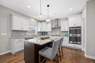 4211 Chinaberry Ln, Naperville, IL 60564 - Photo 25