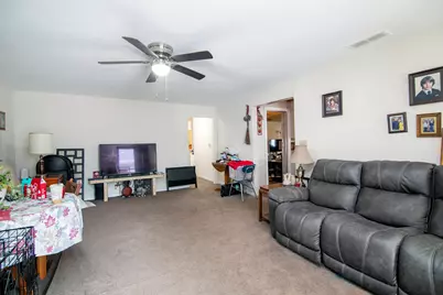 889 Armour Road, Bourbonnais, IL 60914 - Photo 9
