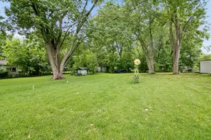 889 Armour Rd, Bourbonnais, IL 60914 - Photo 15