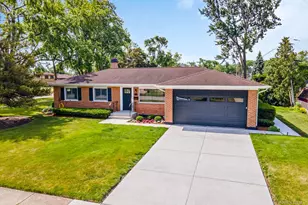 49 King Ln, Des Plaines, IL 60016 - Photo 39