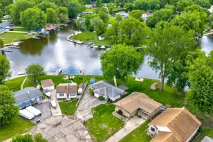 524 Park Ave, Fox Lake, IL 60020 - Photo 7