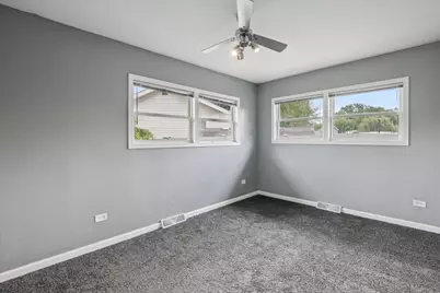 524 Park Avenue, Fox Lake, IL 60020 - Photo 17