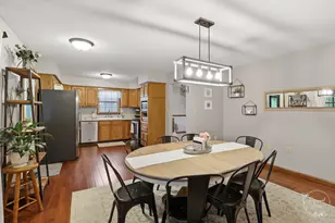 1362 Mill Pond Rd, Bourbonnais, IL 60914 - Photo 5