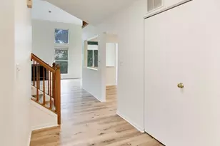 312 E Tall Oaks Ln, Itasca, IL 60143 - Photo 5