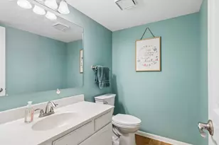 57 S Emerald Ave, Mundelein, IL 60060 - Photo 17
