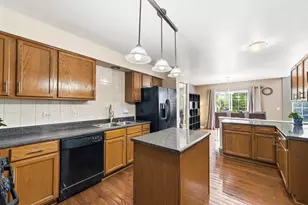 1327 Filly Ln, Bartlett, IL 60103 - Photo 15