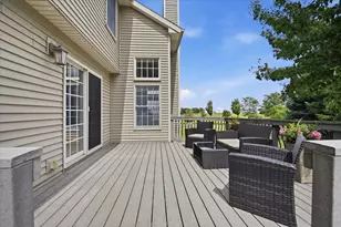 9 Brookline Ct, Bloomington, IL 61705 - Photo 39