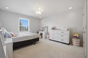 9 Brookline Ct, Bloomington, IL 61705 - Photo 27