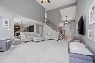 9 Brookline Ct, Bloomington, IL 61705 - Photo 9