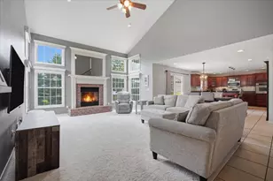 9 Brookline Ct, Bloomington, IL 61705 - Photo 7
