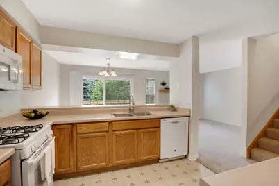 2642 Granite Court #2642, Crystal Lake, IL 60012 - Photo 5
