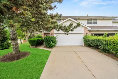 1046 Pinewood Drive, Downers Grove, IL 60516 - Photo 1