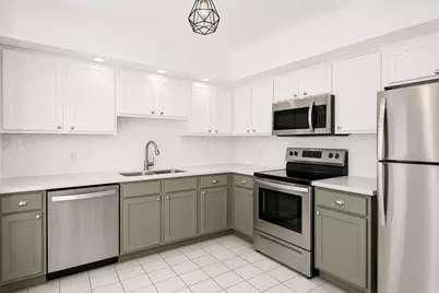 1046 Pinewood Drive, Downers Grove, IL 60516 - Photo 3