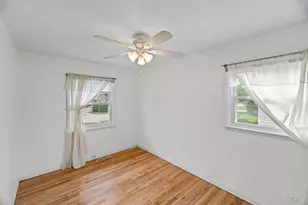 22W381 2nd St, Glen Ellyn, IL 60137 - Photo 21