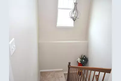 1260 Evergreen Avenue, Des Plaines, IL 60016 - Photo 13