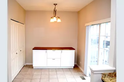 1260 Evergreen Avenue, Des Plaines, IL 60016 - Photo 11