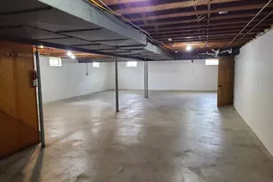 403 Oak St, Utica, IL 61373 - Photo 17