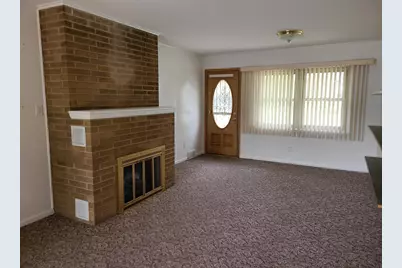 403 Oak Street, Utica, IL 61373 - Photo 7