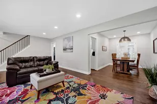 141 Adler Dr, Libertyville, IL 60048 - Photo 5