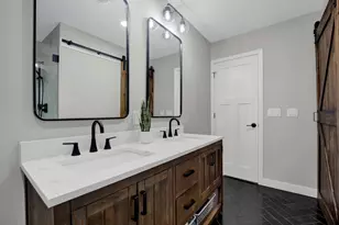 141 Adler Dr, Libertyville, IL 60048 - Photo 17