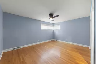 1500 Carson Dr, Homewood, IL 60430 - Photo 11