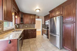 1500 Carson Dr, Homewood, IL 60430 - Photo 9