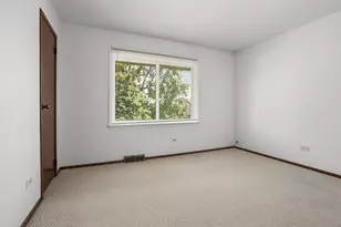 848 Notre Dame Dr, Matteson, IL 60443 - Photo 13
