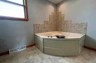 1014 Walnut St, Ottawa, IL 61350 - Photo 11