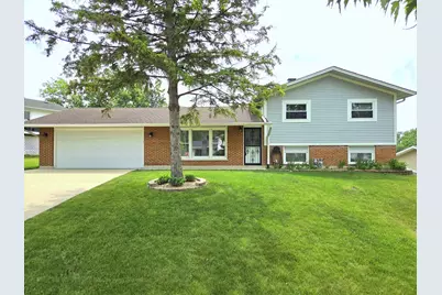 21W105 Flamingo Lane, Lombard, IL 60148 - Photo 1