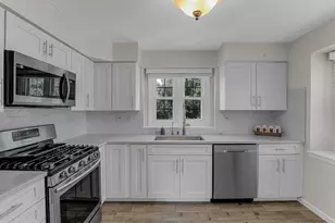 353 Covington Terrace, Buffalo Grove, IL 60089 - Photo 9